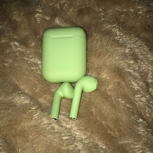 Green AirPods comes with charger